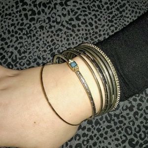Bangle bracelet set